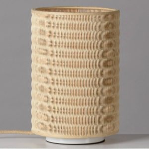 Fletværk bordlampe i cylinderform af rattan